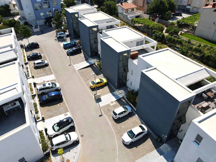 Deset stambenih objekata Pišćine u Strožancu
